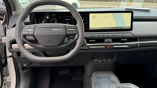 KIA EV3 58 kWh Earth-image-5