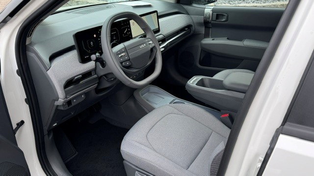 KIA EV3 58 kWh Earth-image-4