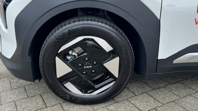 KIA EV3 58 kWh Earth-image-8