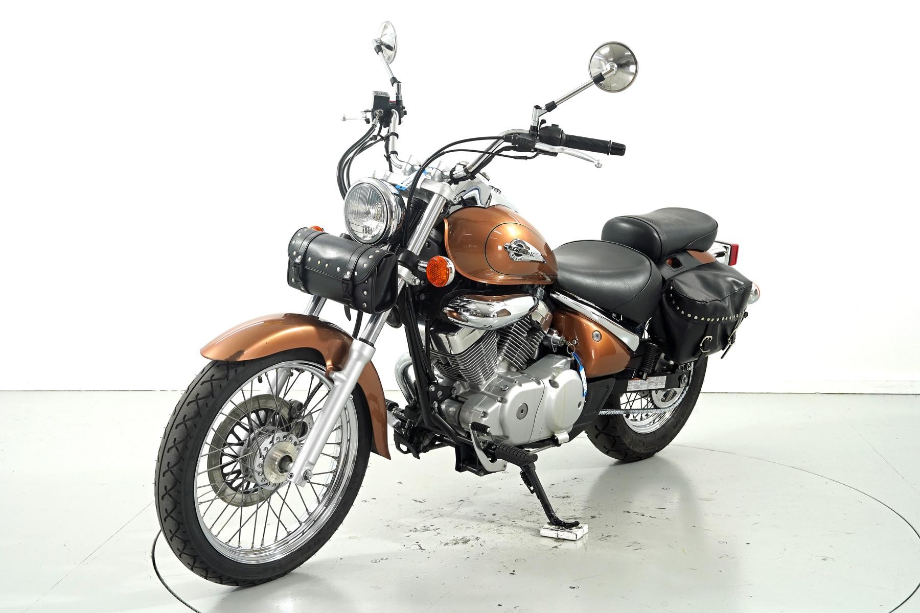 SUZUKI VL 125-image-2