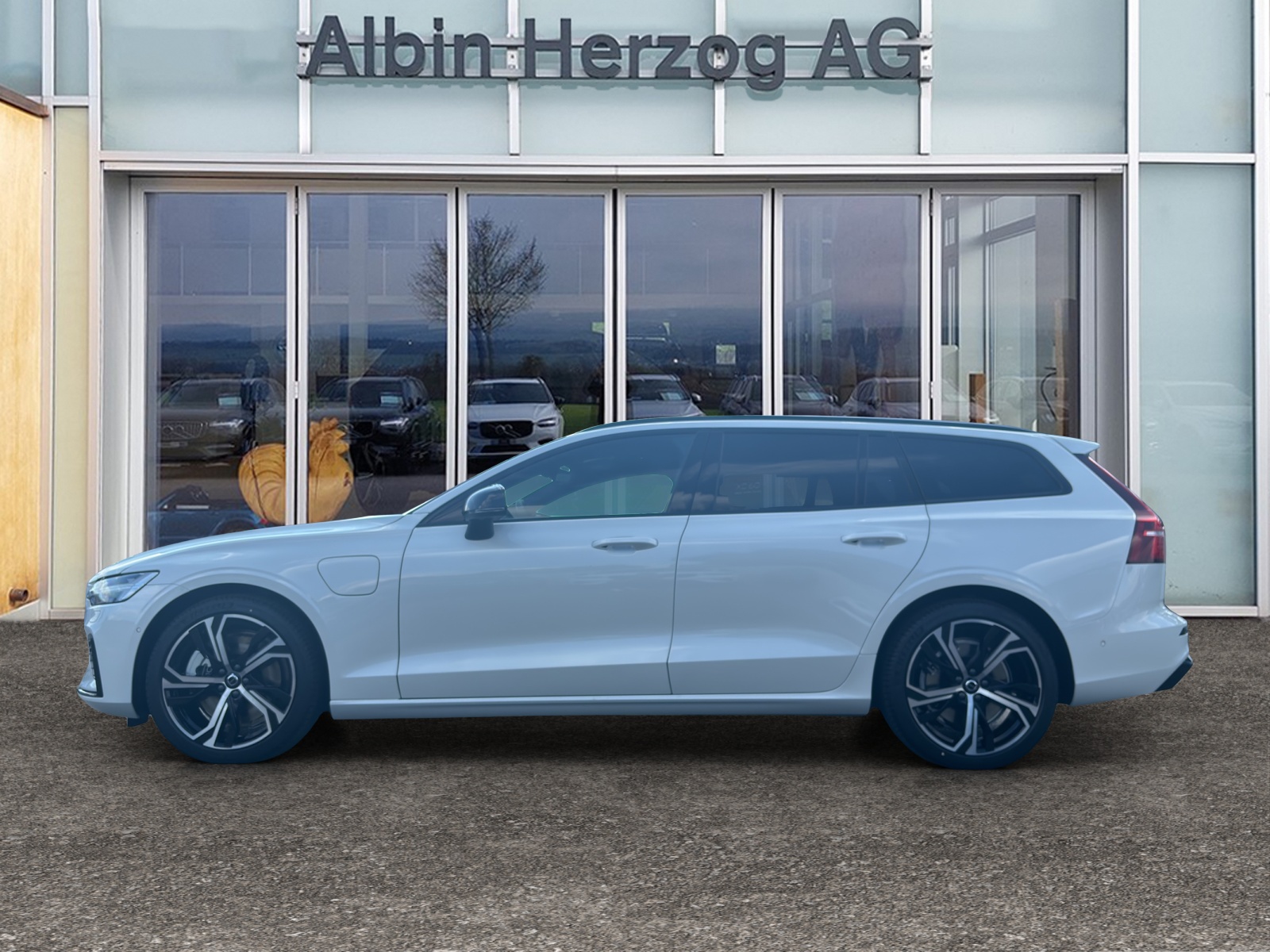 VOLVO V60 2.0 T6 TE Ultra Dark eAWD-showroom-element-1
