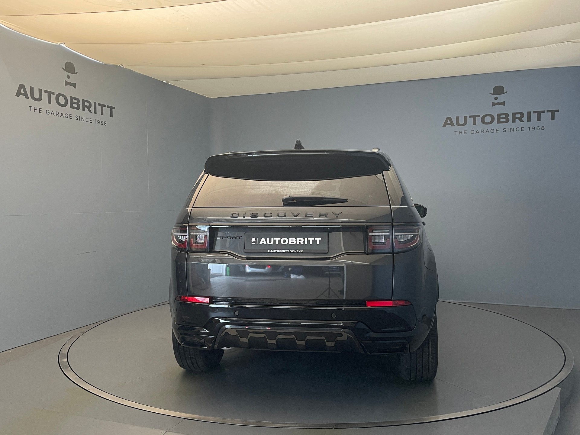 LAND ROVER Discovery Sport 1.5 T 270e Dynamic SE-image-4