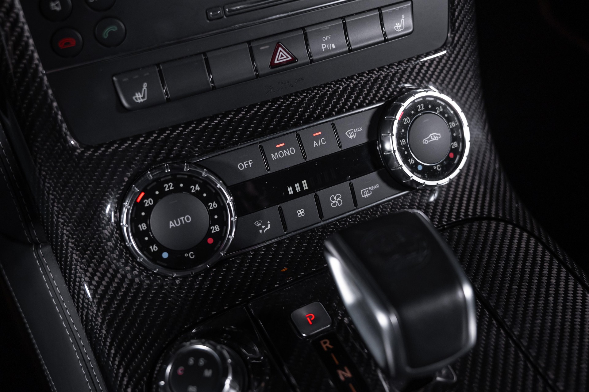 MERCEDES-BENZ SLS AMG Coupé FAB Gullstream-image-28