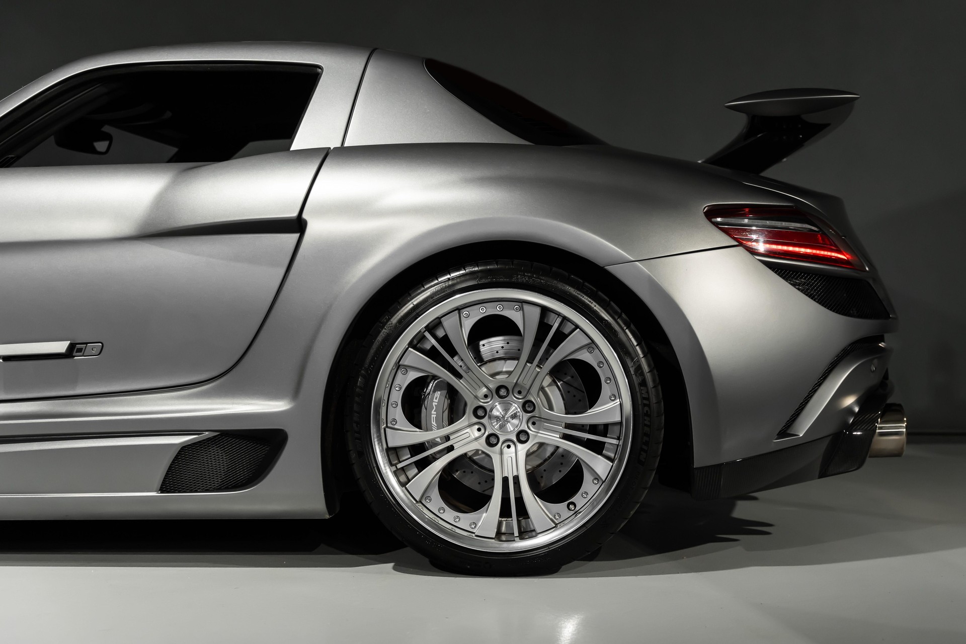 MERCEDES-BENZ SLS AMG Coupé FAB Gullstream-image-7