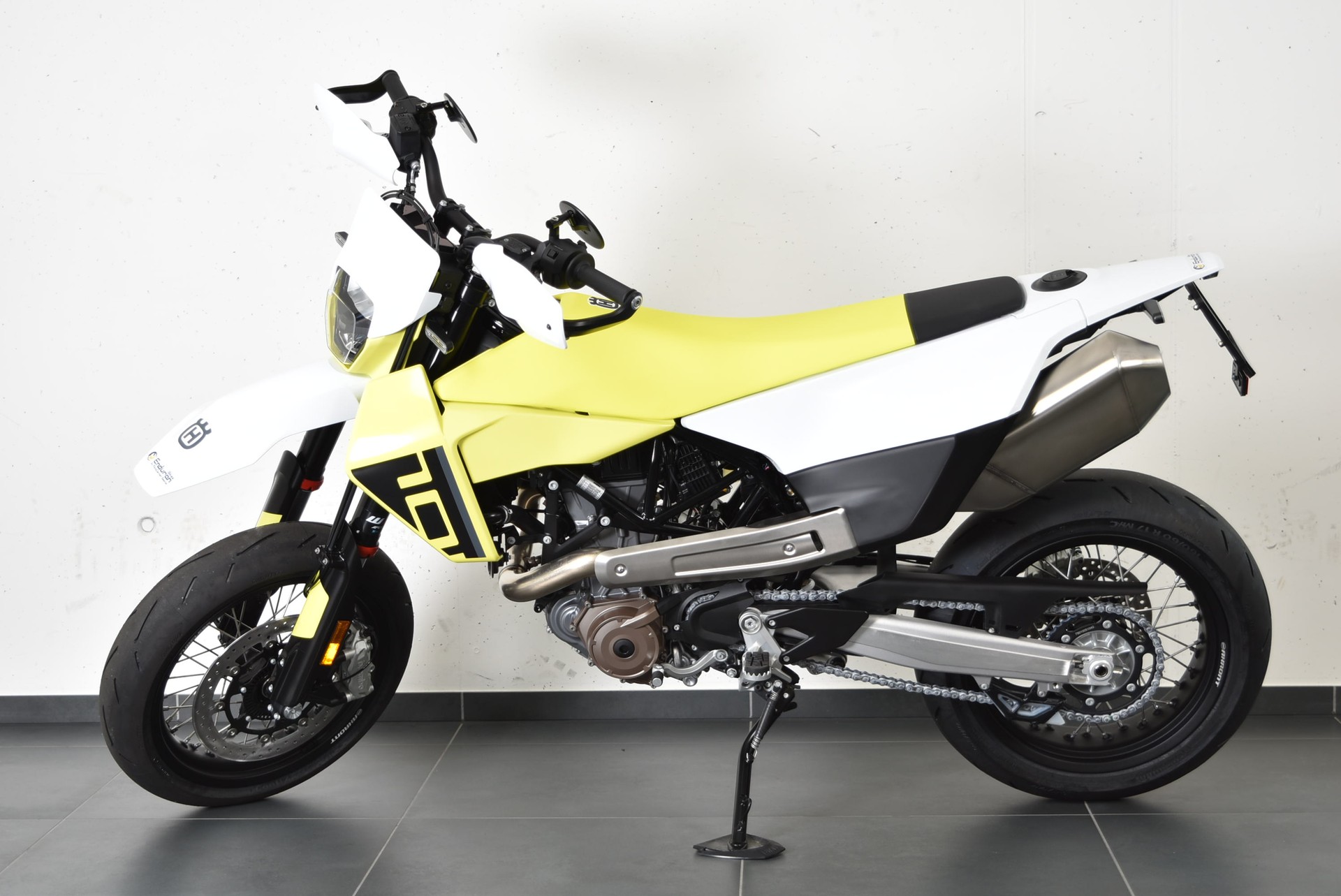 HUSQVARNA 701 Supermoto-image-0