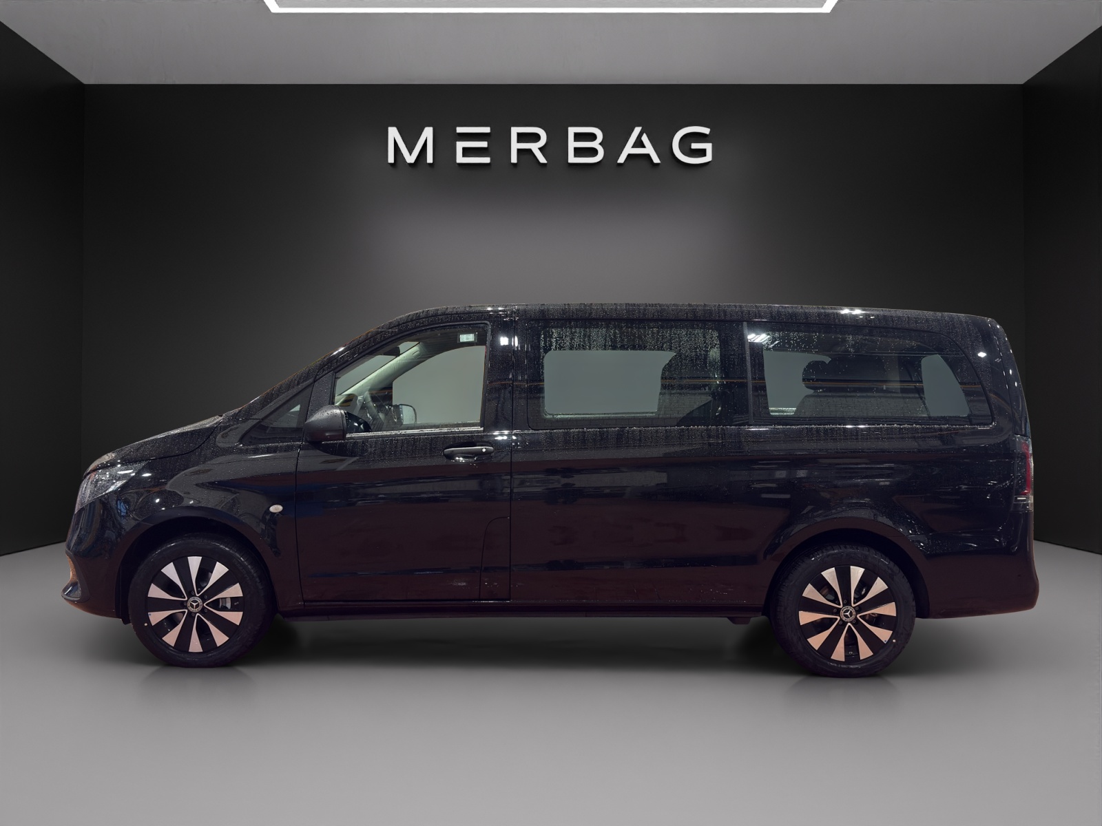 MERCEDES-BENZ Vito 114 CDI Lang Tourer 9G-Tronic 4M Select-image-5