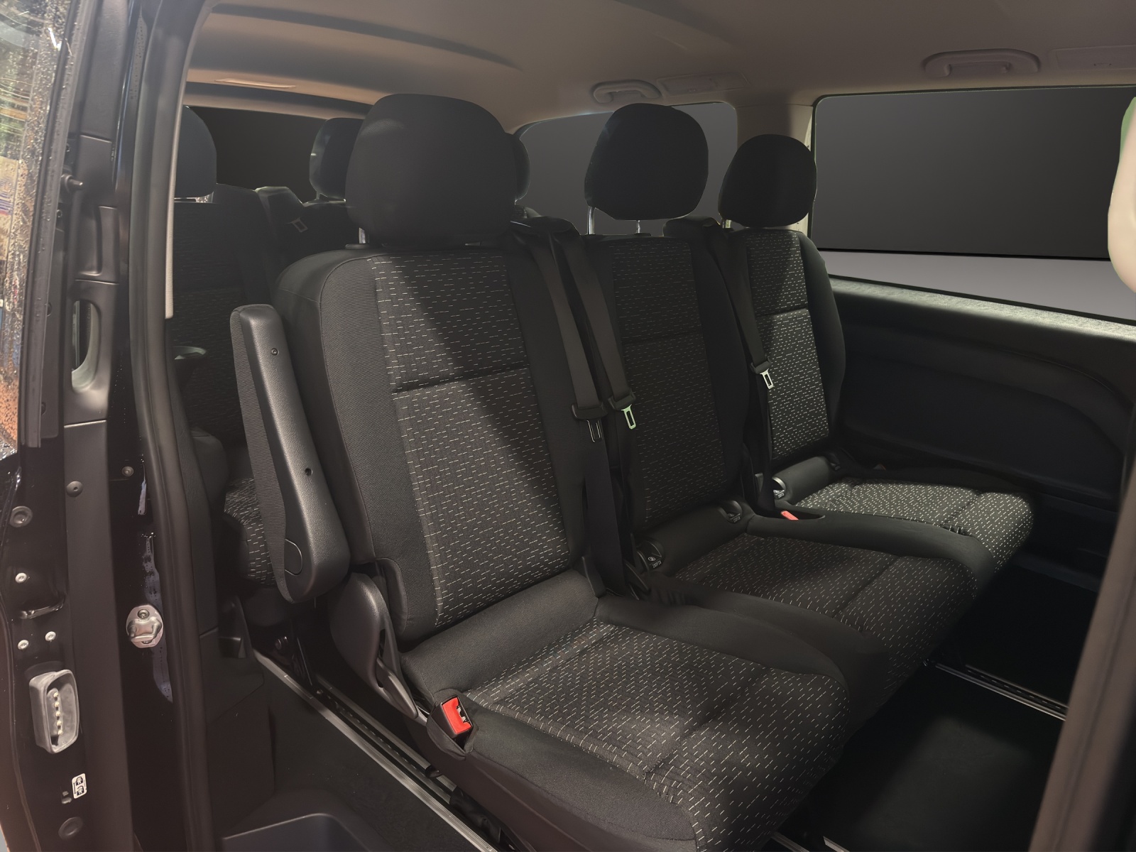 MERCEDES-BENZ Vito 114 CDI Lang Tourer 9G-Tronic 4M Select-image-7