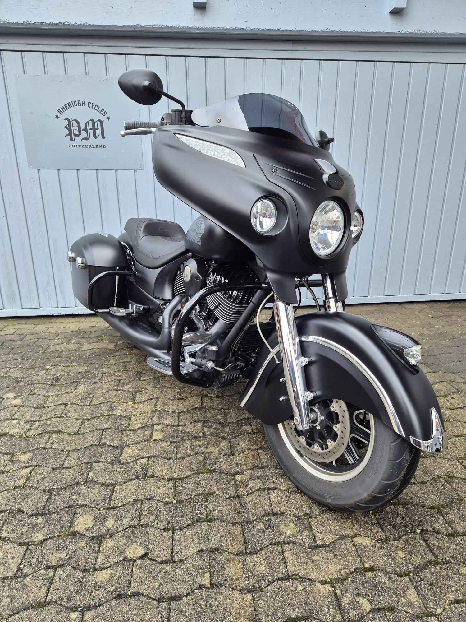 INDIAN Chieftain-image-4