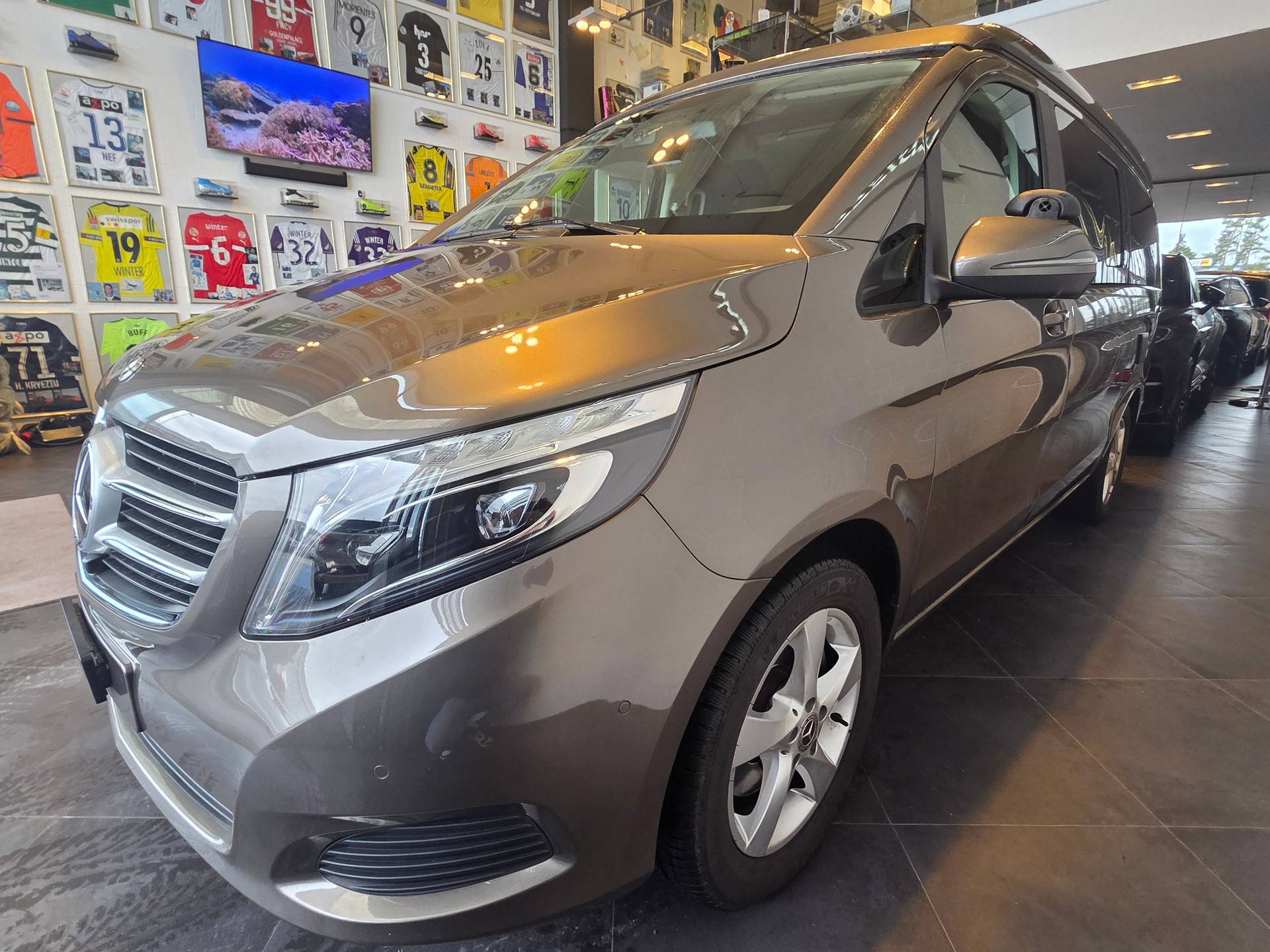 MERCEDES-BENZ Marco Polo 250 d 4M A-showroom-element-2