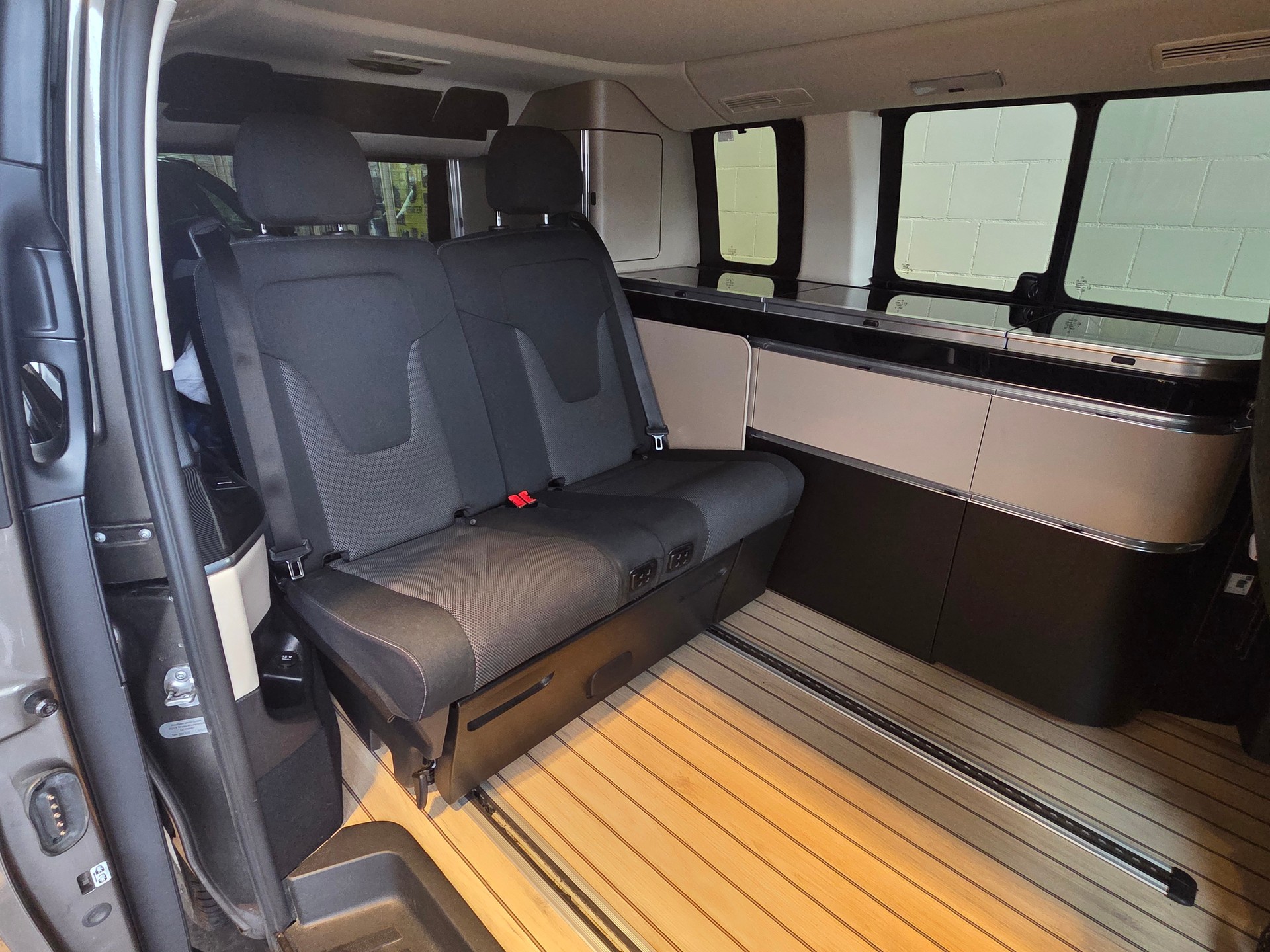 MERCEDES-BENZ Marco Polo 250 d 4M A-image-15