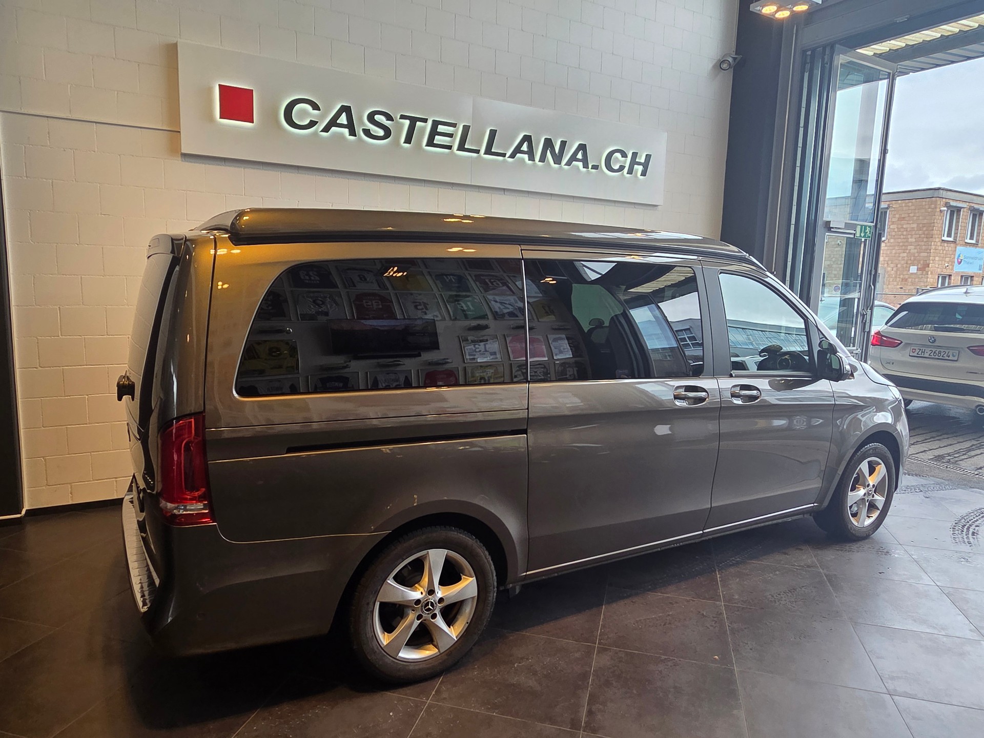 MERCEDES-BENZ Marco Polo 250 d 4M A-showroom-element-3