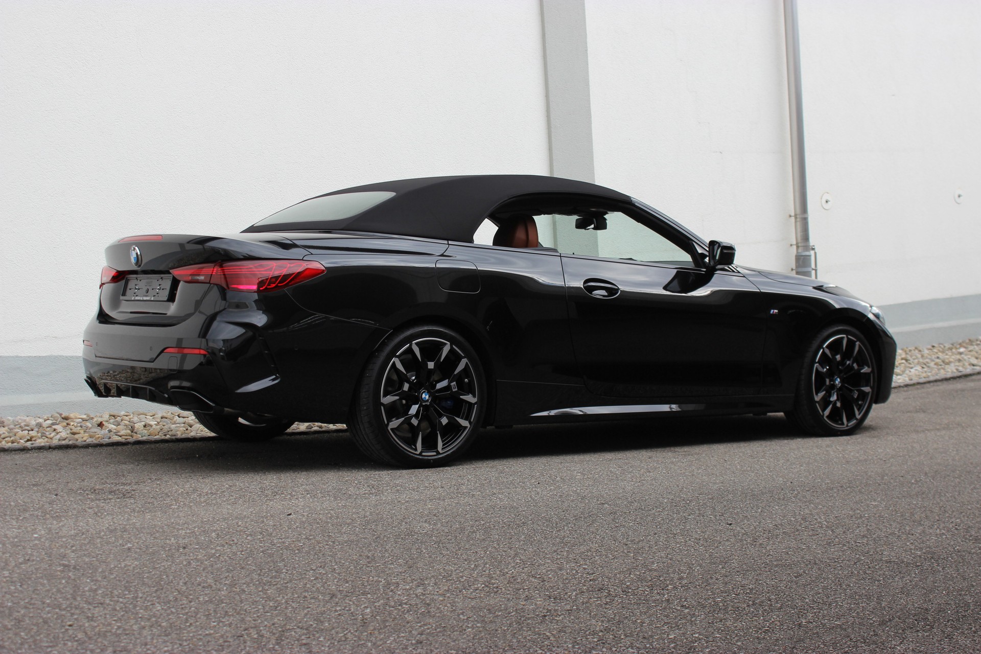 BMW M440i xDrive 48V Cabriolet M Sport Pro *1.9%-LEASINGAKTION* 🏖️JUNI-ANGEBOT🏖️-showroom-element-2