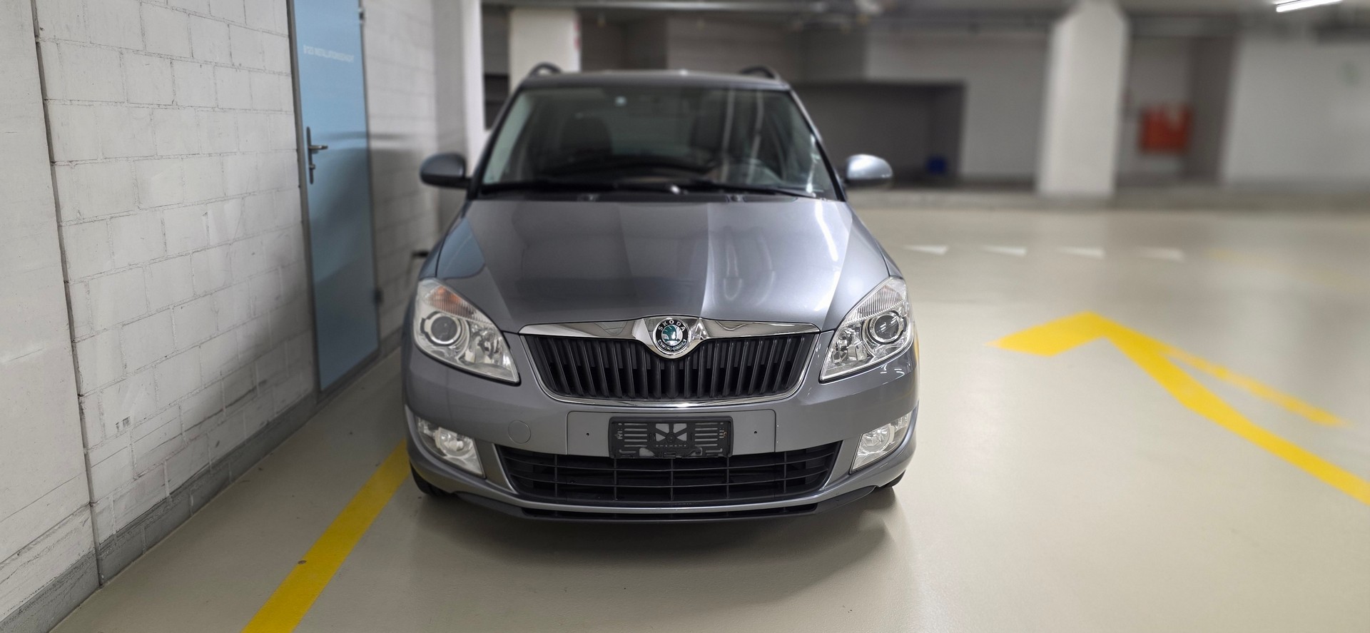 SKODA Fabia 1.6 TDI Elegance-image-7