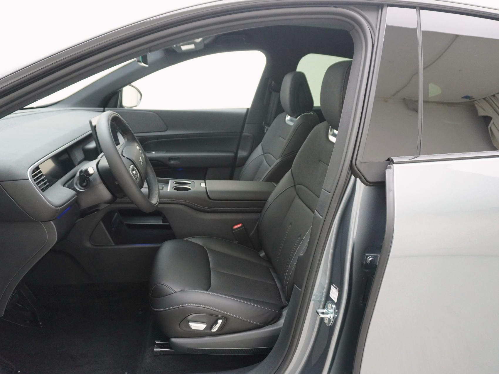 XPENG G6 Performance AWD-image-11