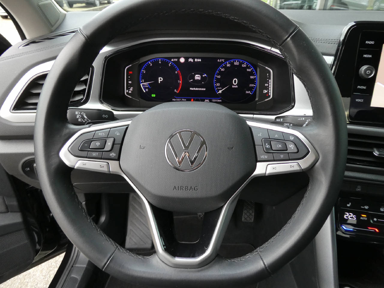 VW T-Roc 1.5 TSI Life United DSG-image-11