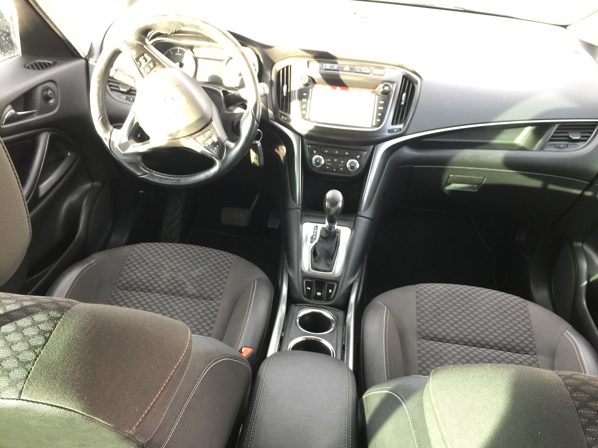 OPEL Zafira 1.6i 16V Turbo Excellence Automatic-image-9