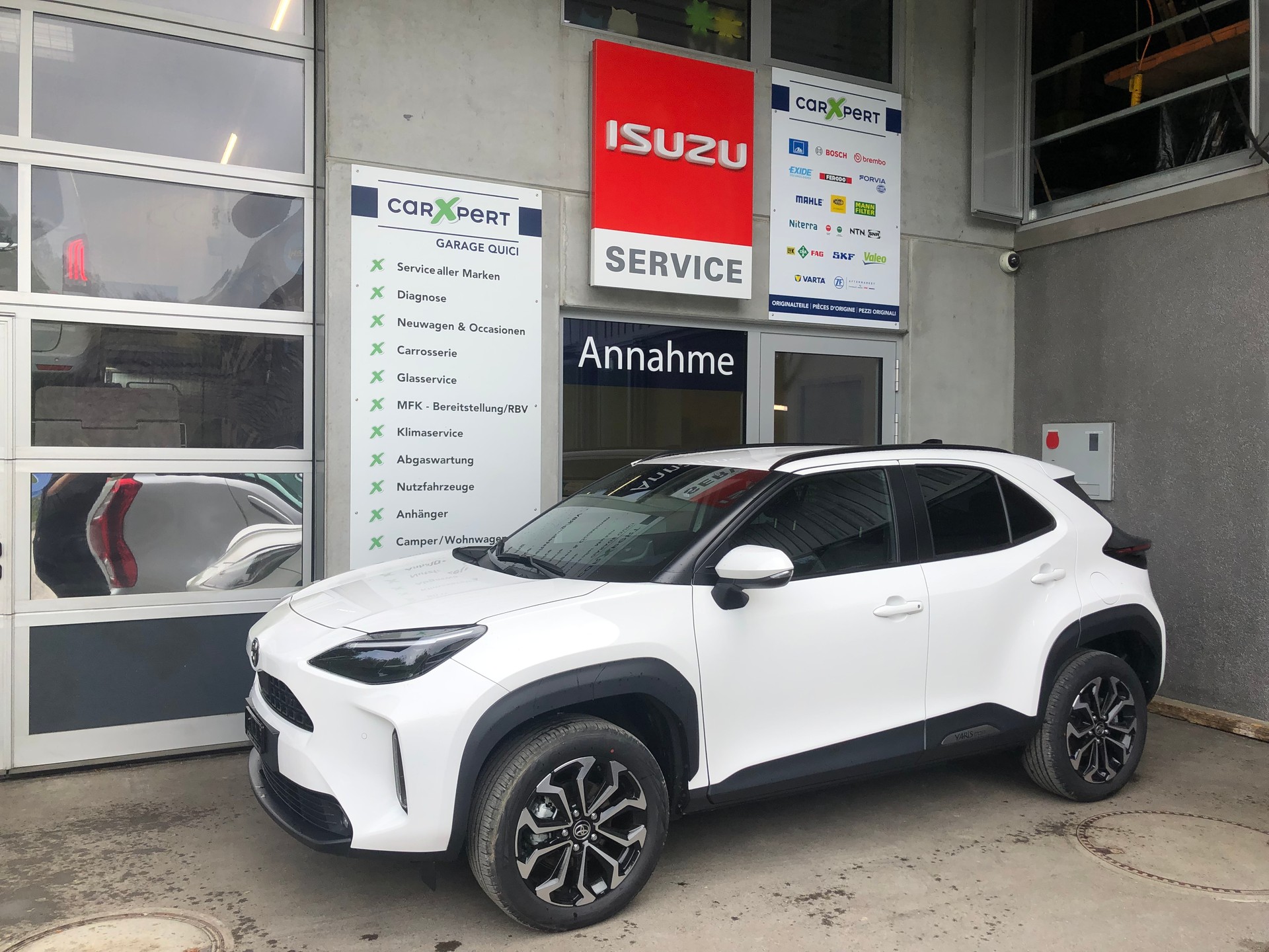 TOYOTA Yaris Cross 1.5 Sport Edition AWDi e-CVT-image-1