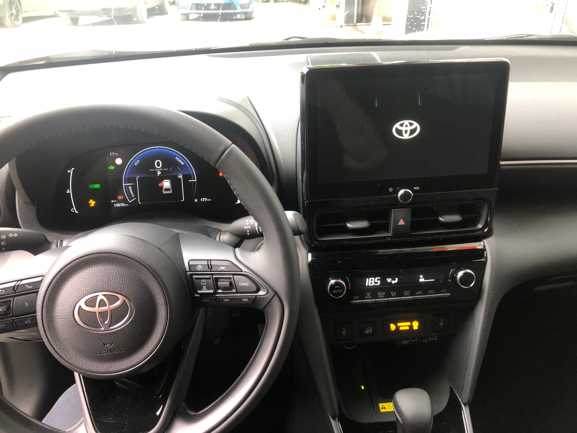 TOYOTA Yaris Cross 1.5 Sport Edition AWDi e-CVT-image-4