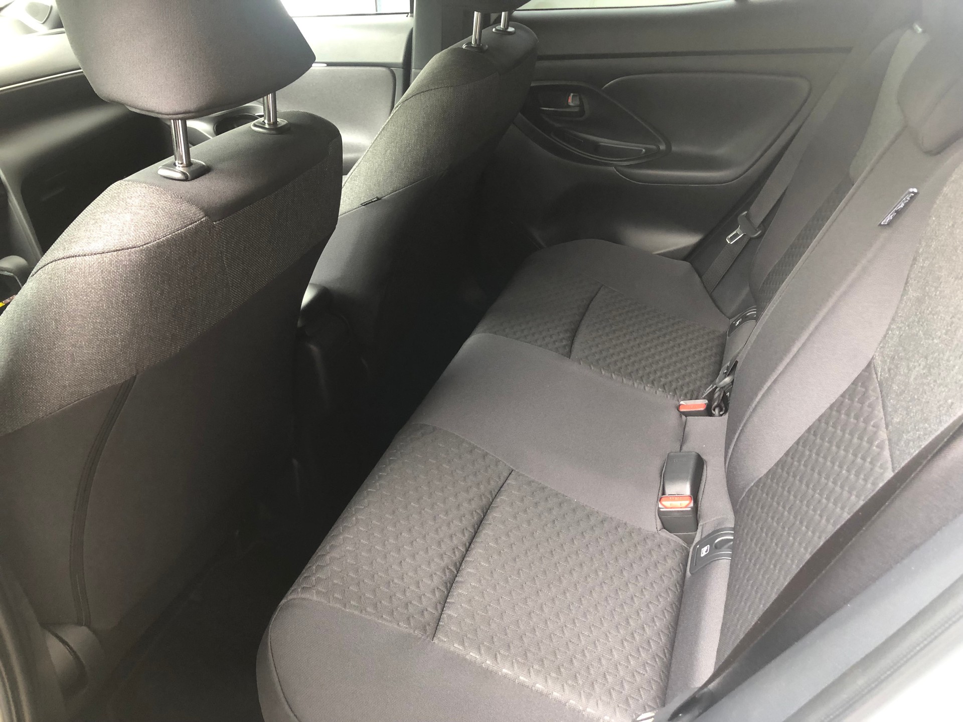 TOYOTA Yaris Cross 1.5 Sport Edition AWDi e-CVT-image-8