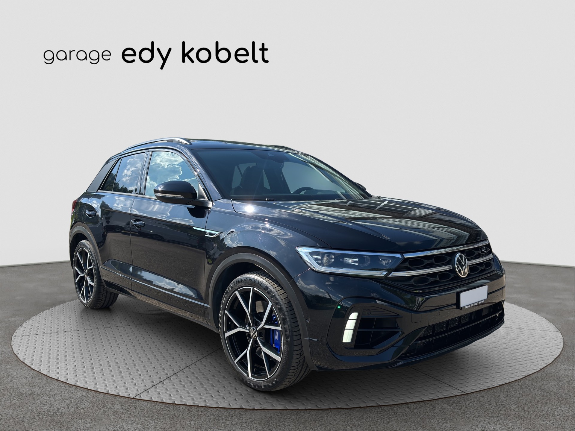 VW T-Roc 2.0 TSI R DSG 4Motion-image-25