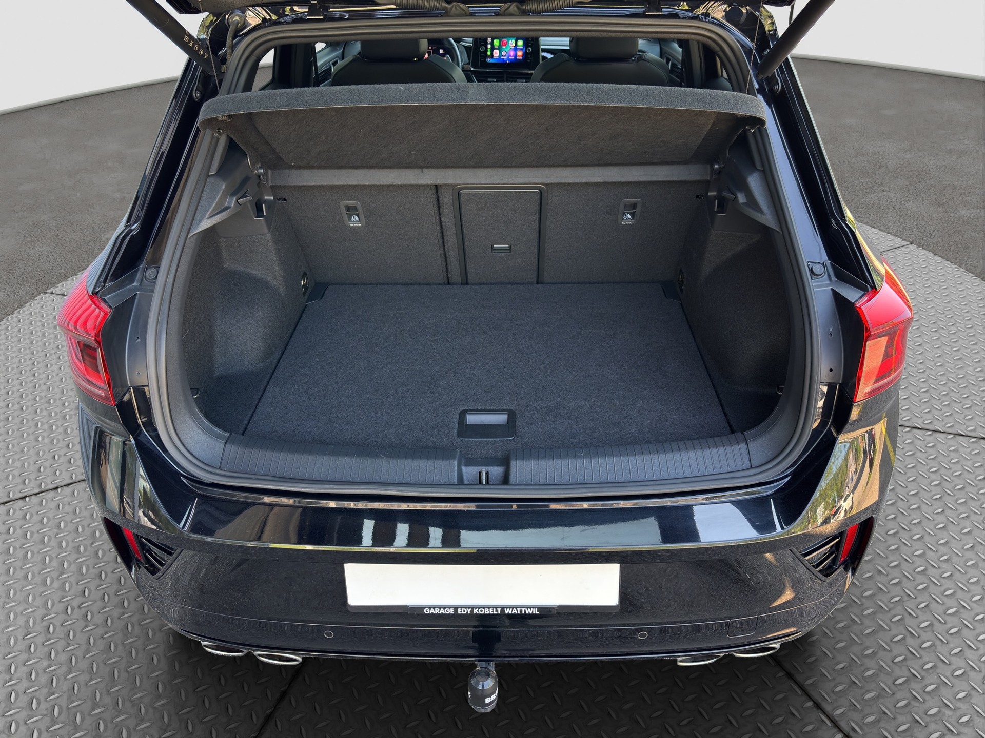 VW T-Roc 2.0 TSI R DSG 4Motion-image-19