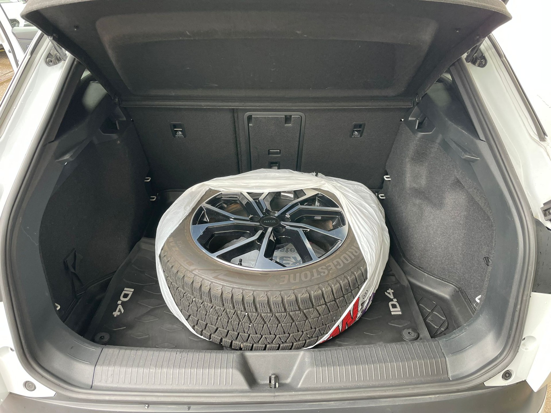 VW ID.4 GTX 77 kWh 4Motion-image-8