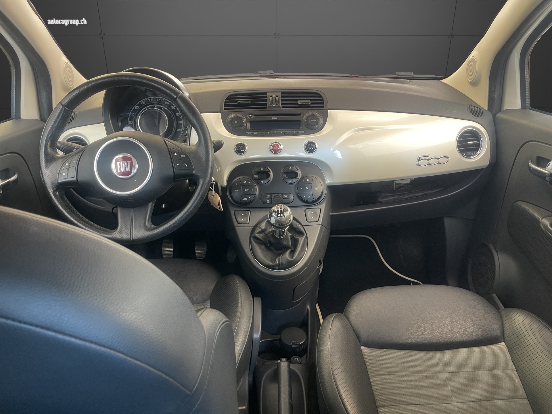 FIAT 500C 1.4 16V Lounge-image-12