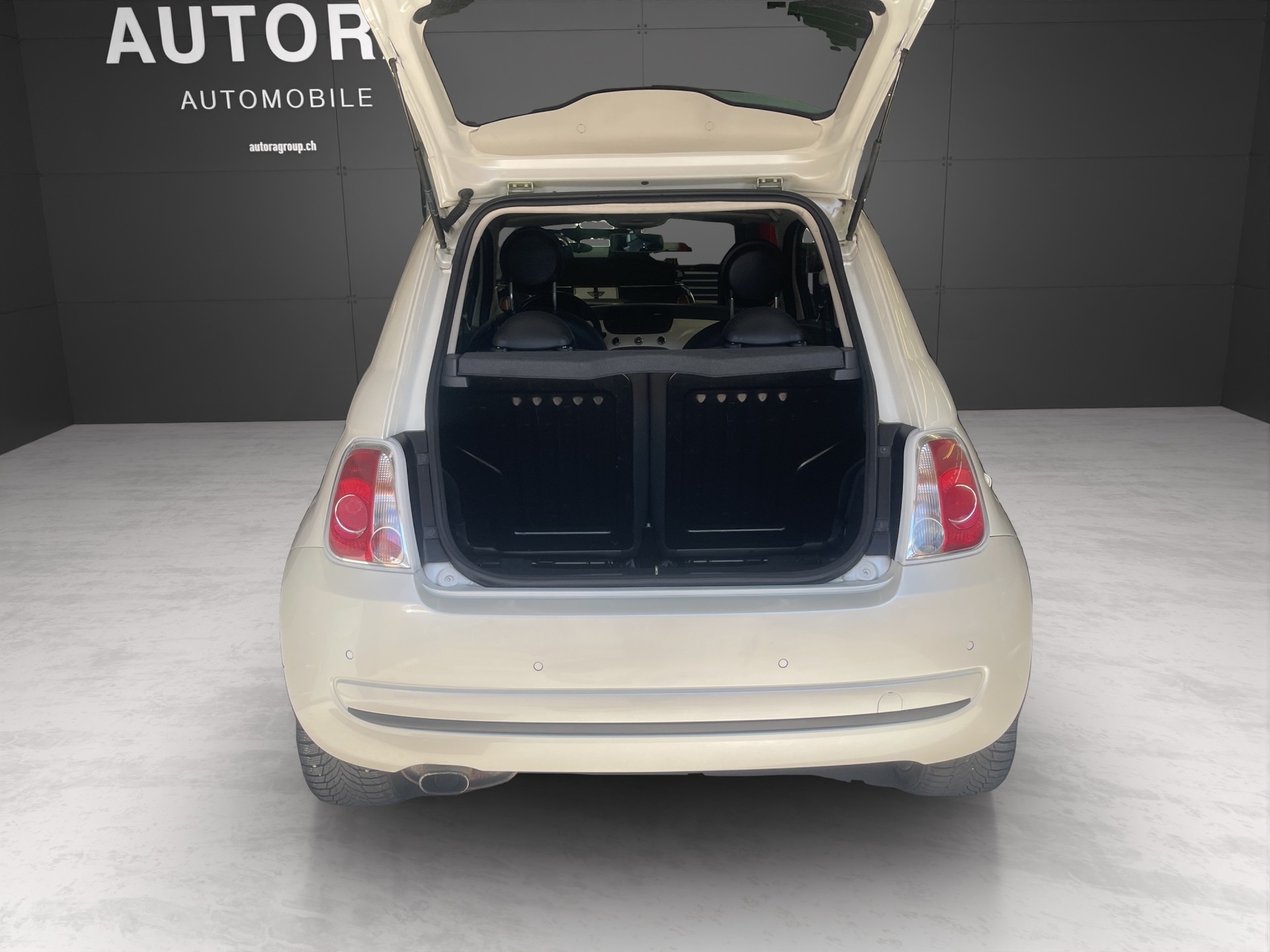 FIAT 500C 1.4 16V Lounge-image-8