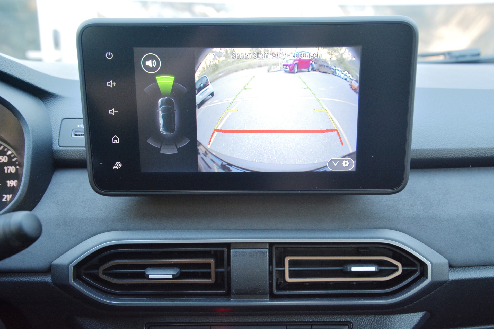 DACIA Sandero Stepway TCe 90 Extreme CVT-image-6