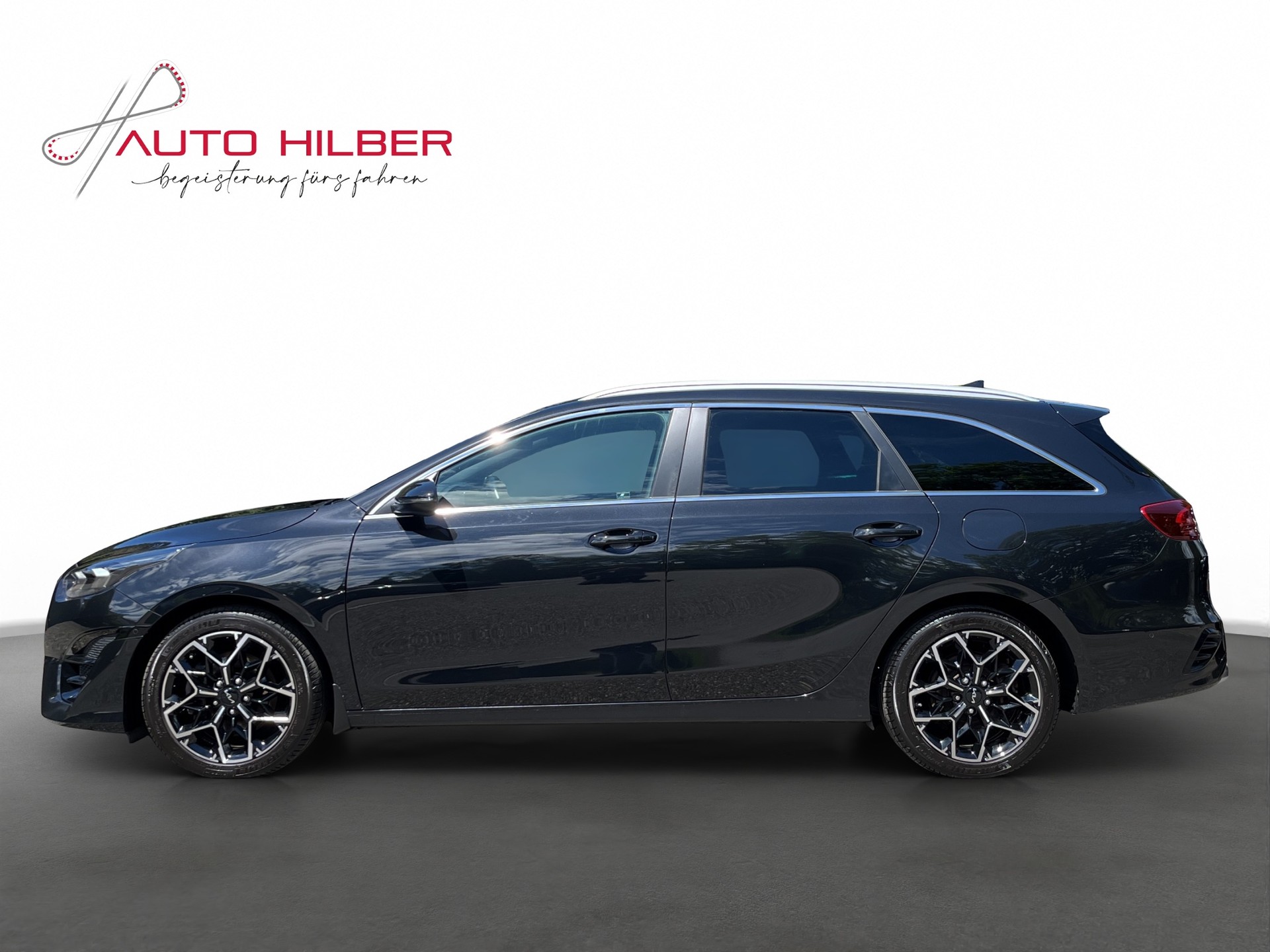 KIA Ceed Sportswagon 1.5 T-GDi GT Line DCT-image-2