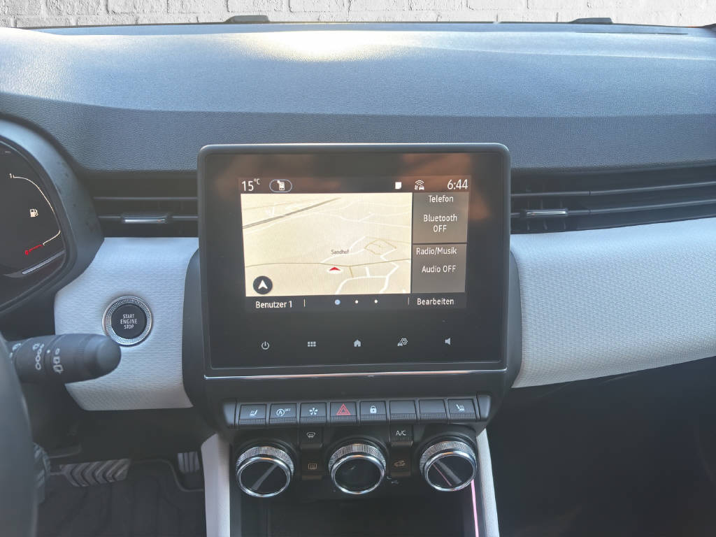 RENAULT Clio 1.0 TCe techno CVT-image-8
