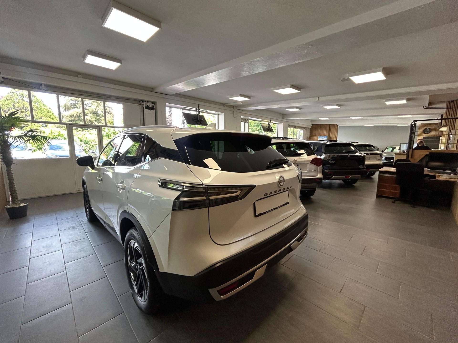 NISSAN Qashqai 1.3 DIG-T 158-image-6