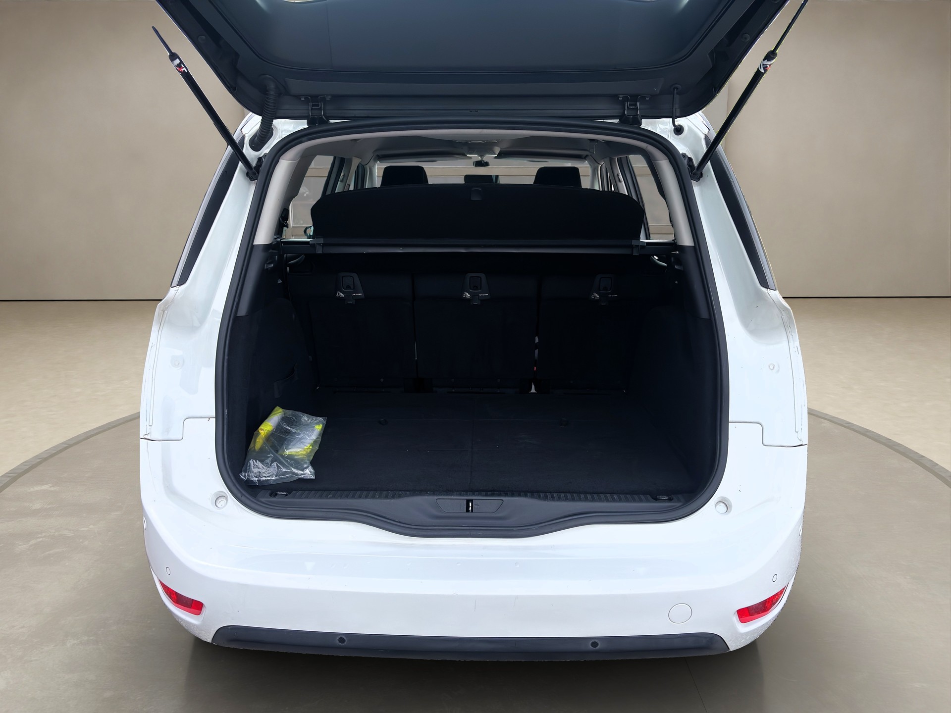 CITROEN C4 Picasso 2.0 BlueHDi Intensive-image-15