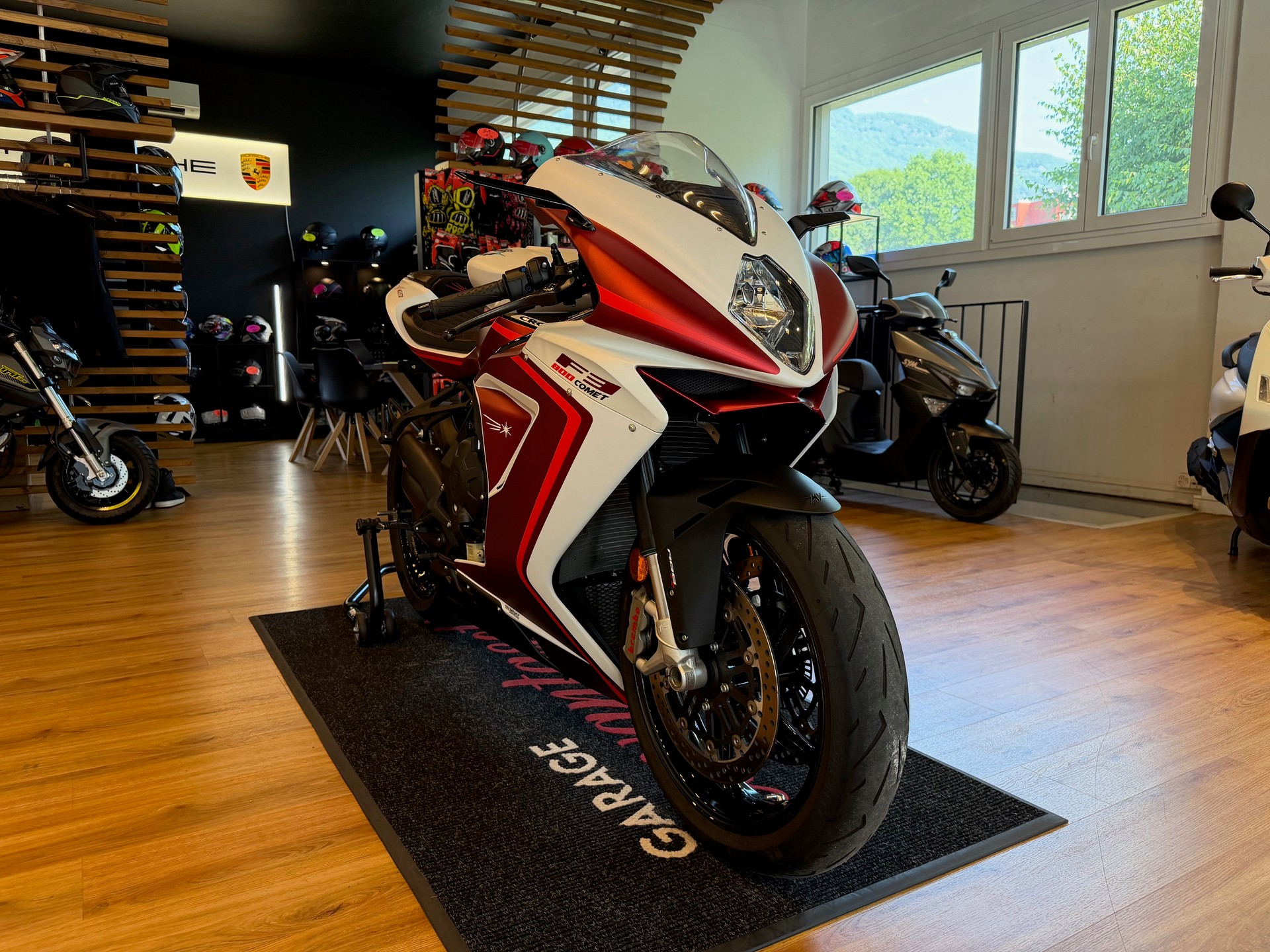 MV AGUSTA F3 800 Rosso-image-2