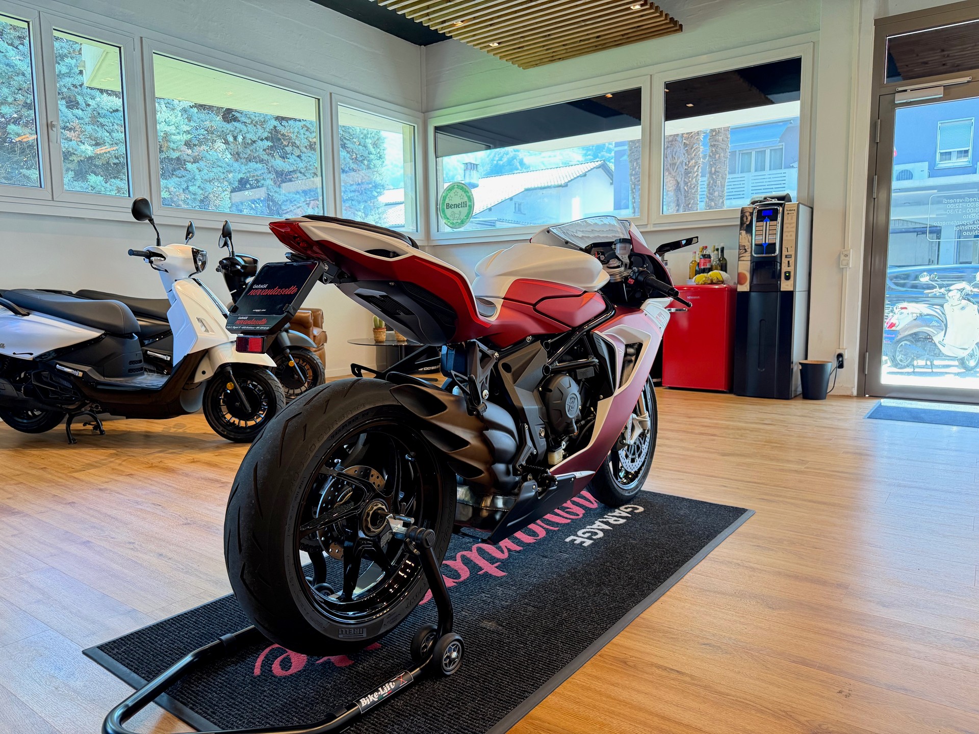 MV AGUSTA F3 800 Rosso-image-4