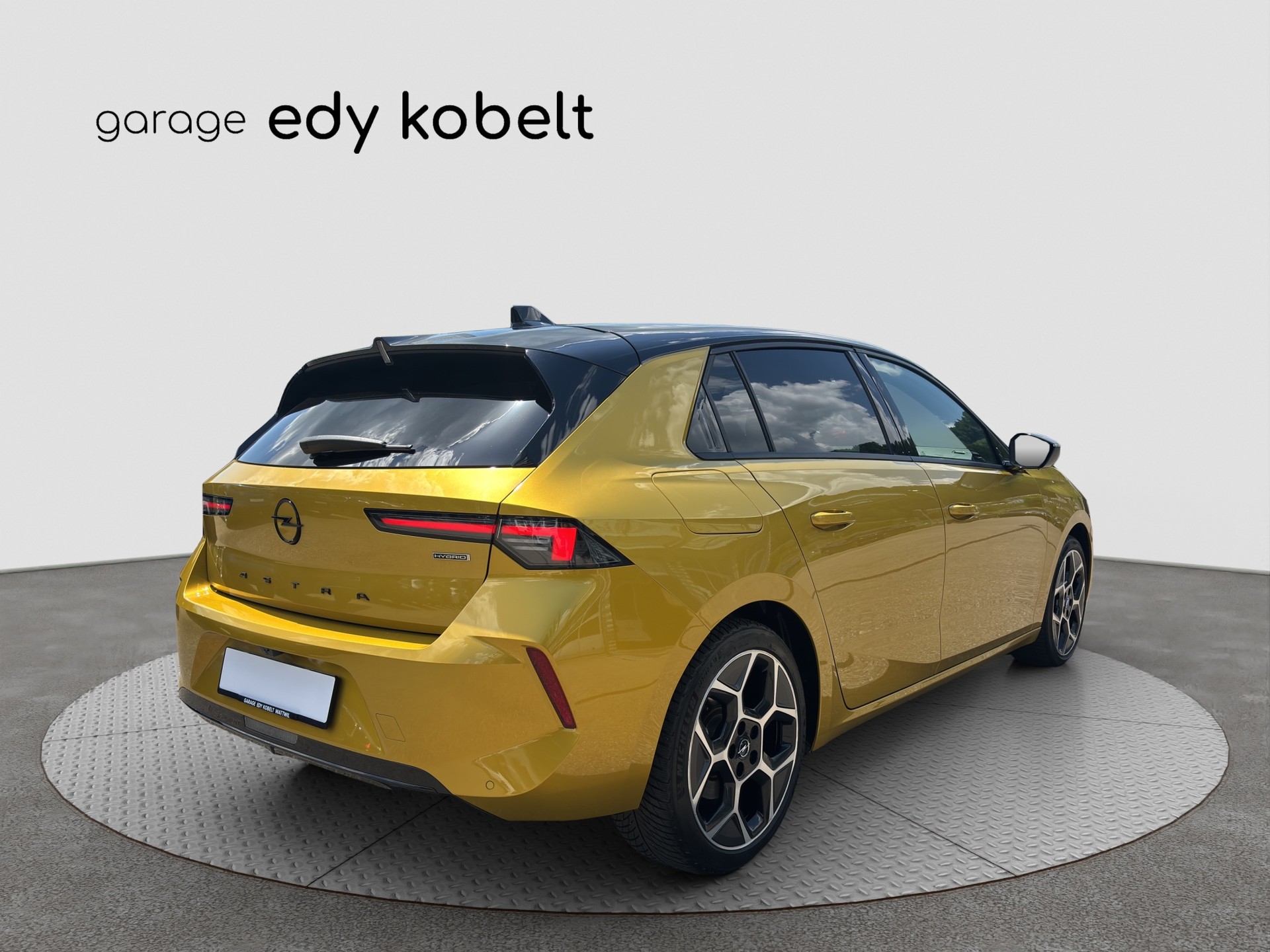 OPEL Astra 1.6 PHEV Turbo Swiss Plus A-image-21