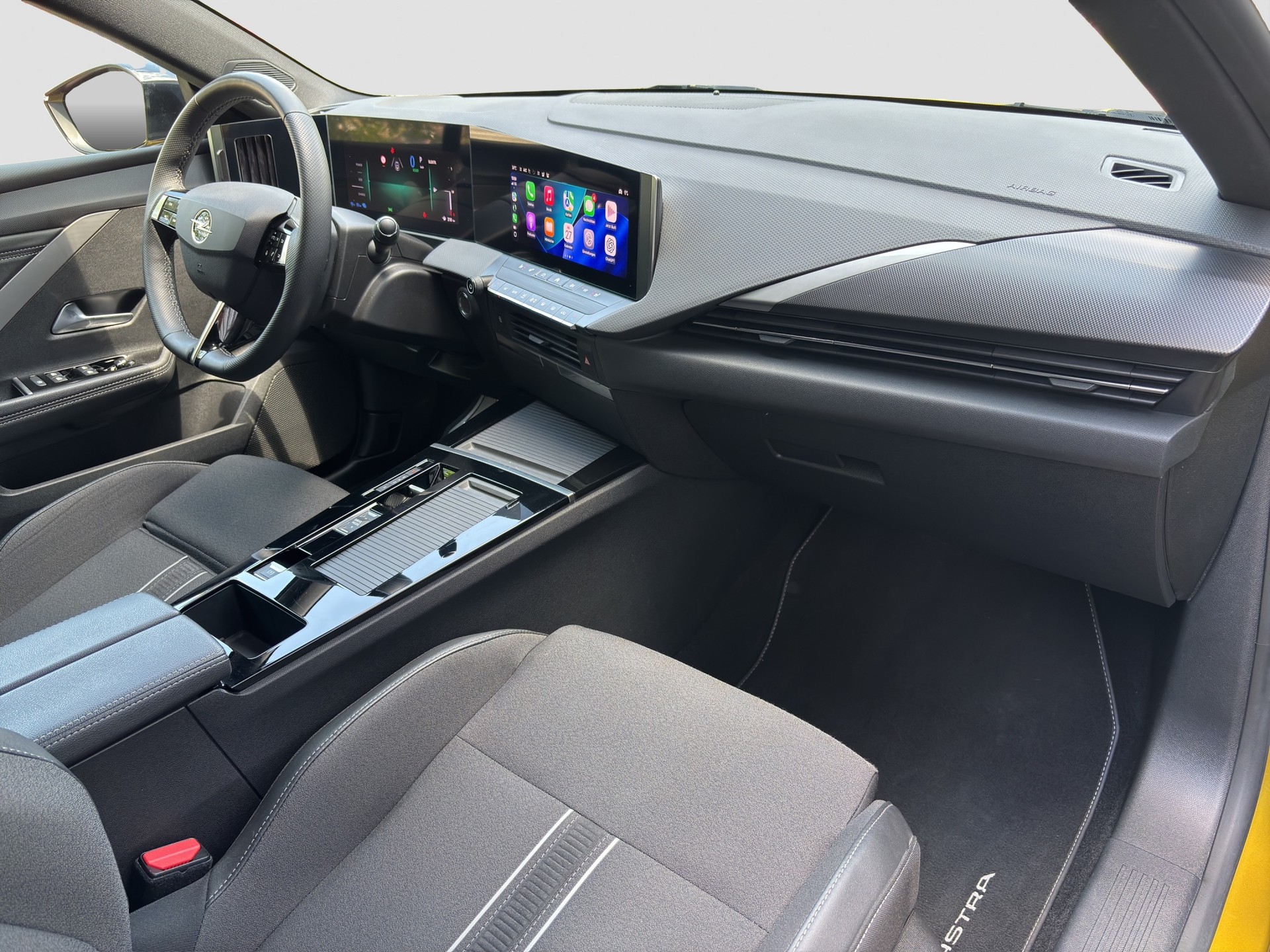 OPEL Astra 1.6 PHEV Turbo Swiss Plus A-image-15