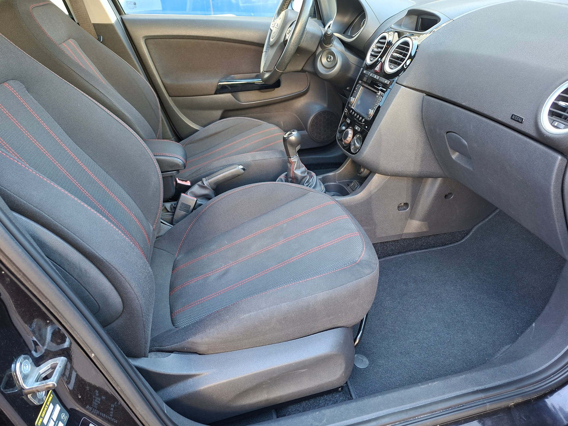 OPEL Corsa 1.6 Turbo Sport GSi-image-7