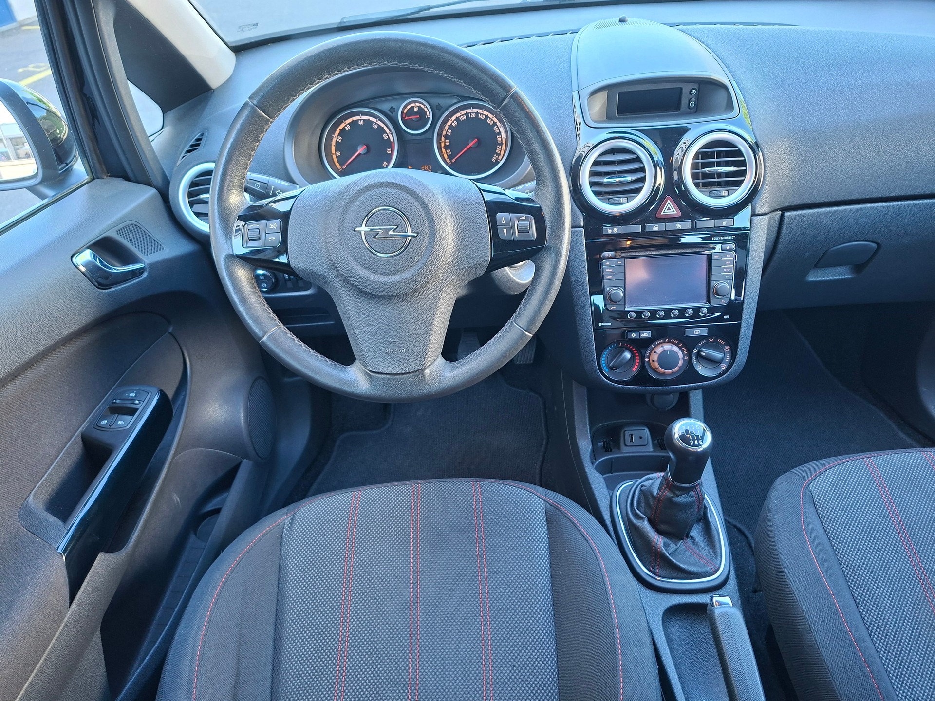 OPEL Corsa 1.6 Turbo Sport GSi-image-8