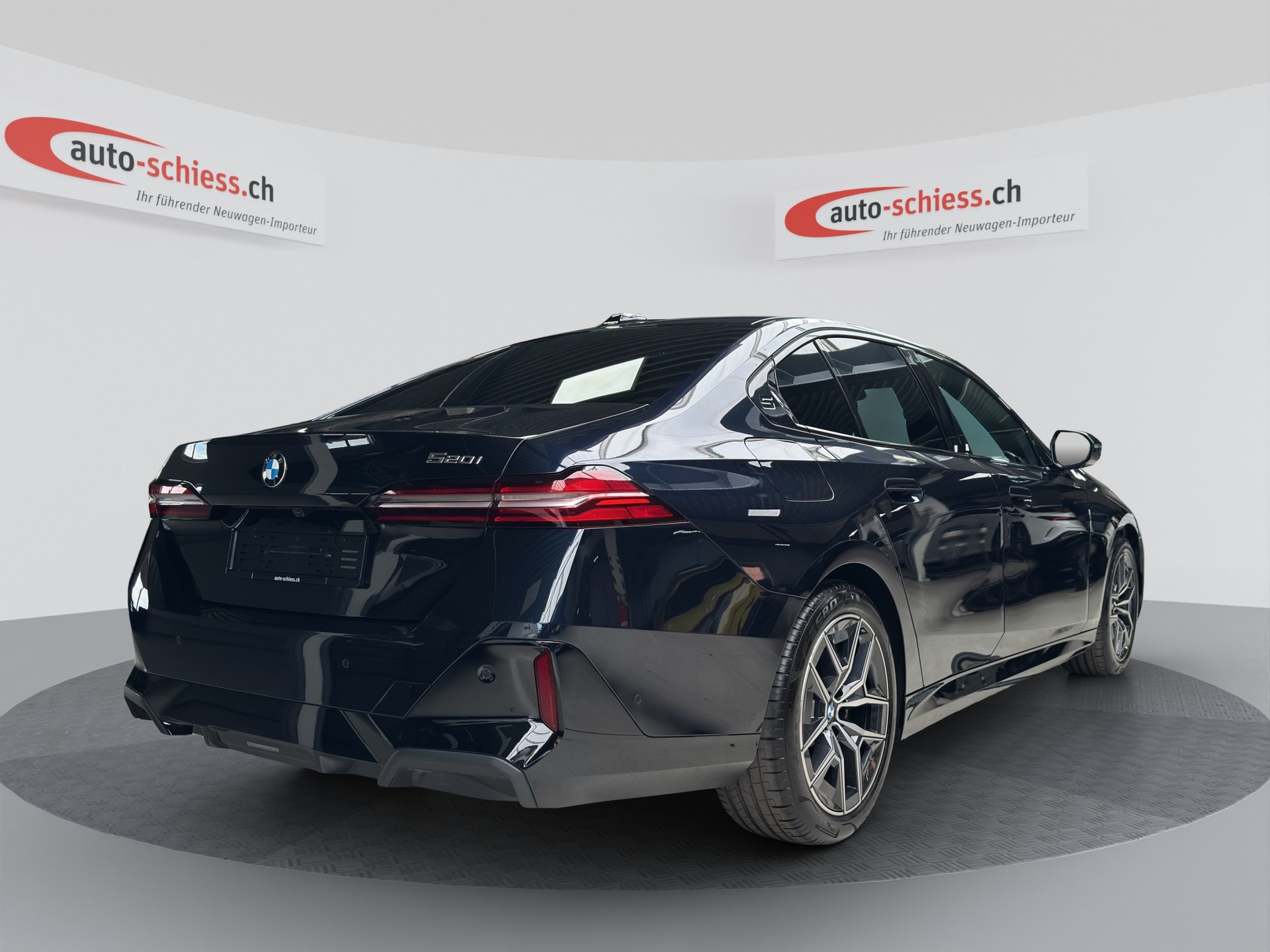 BMW 520i M Sport Steptronic-image-4