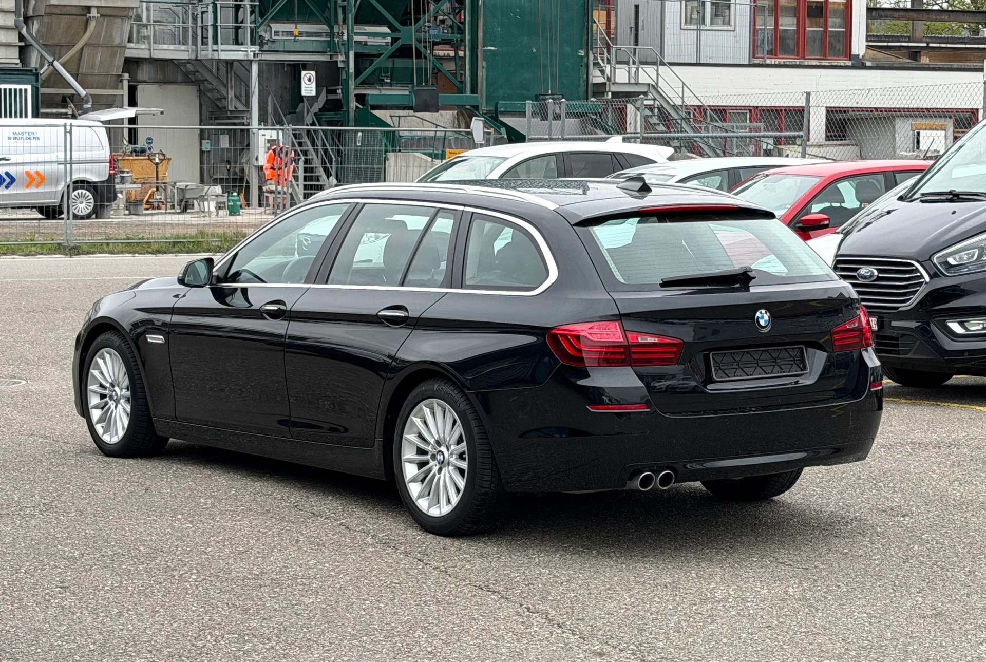 BMW 530d Touring xDrive Steptronic-image-3