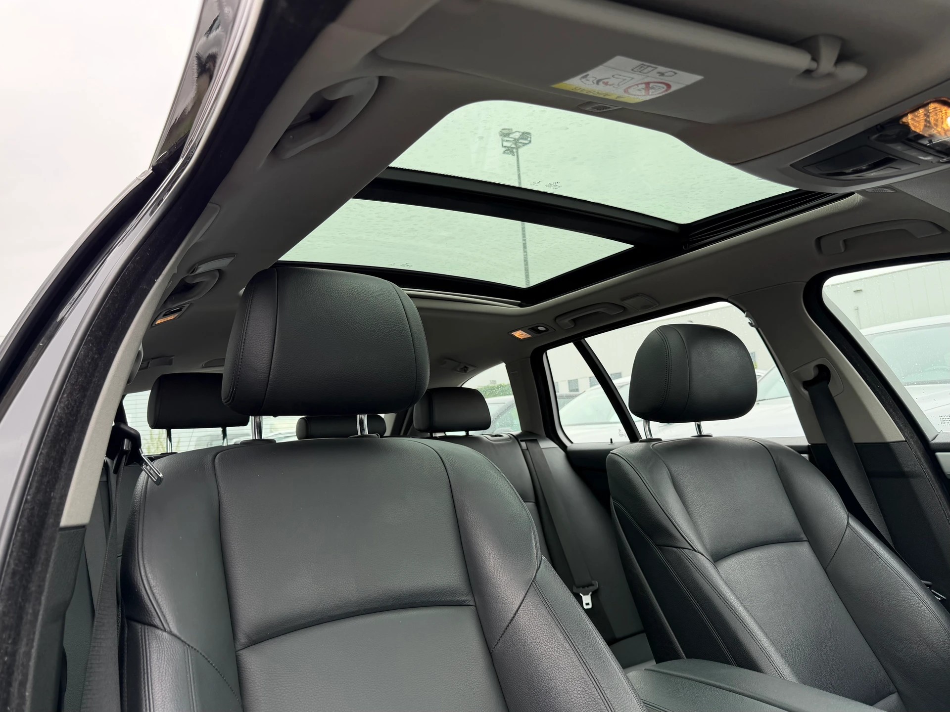 BMW 530d Touring xDrive Steptronic-image-6