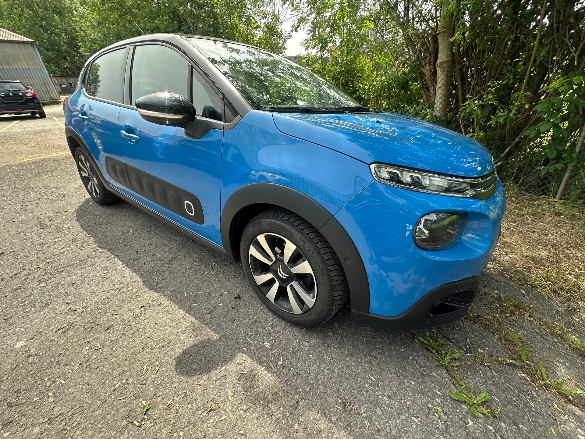 CITROEN C3 1.2i PureTech Shine-image-7