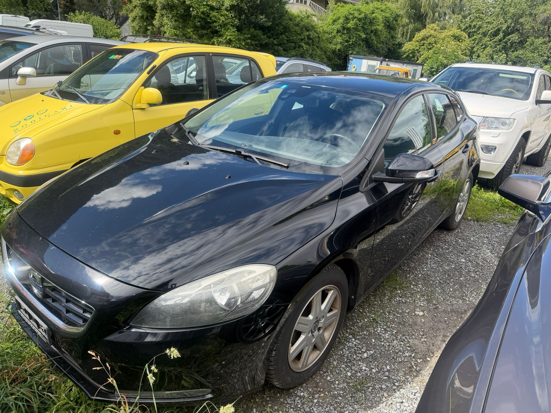 VOLVO V40 D2-image-10