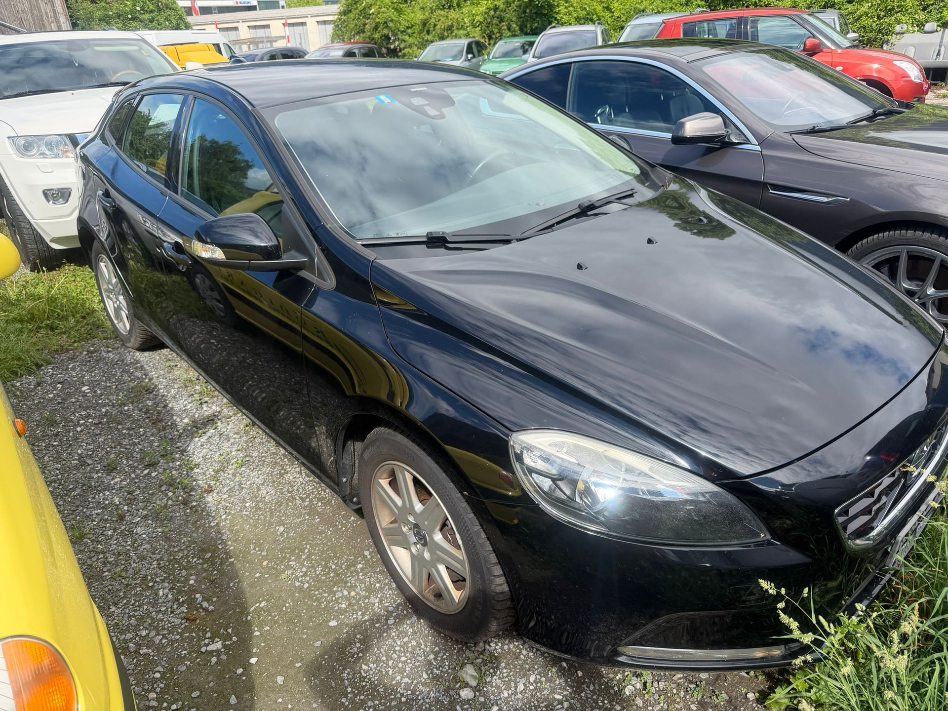 VOLVO V40 D2-image-1