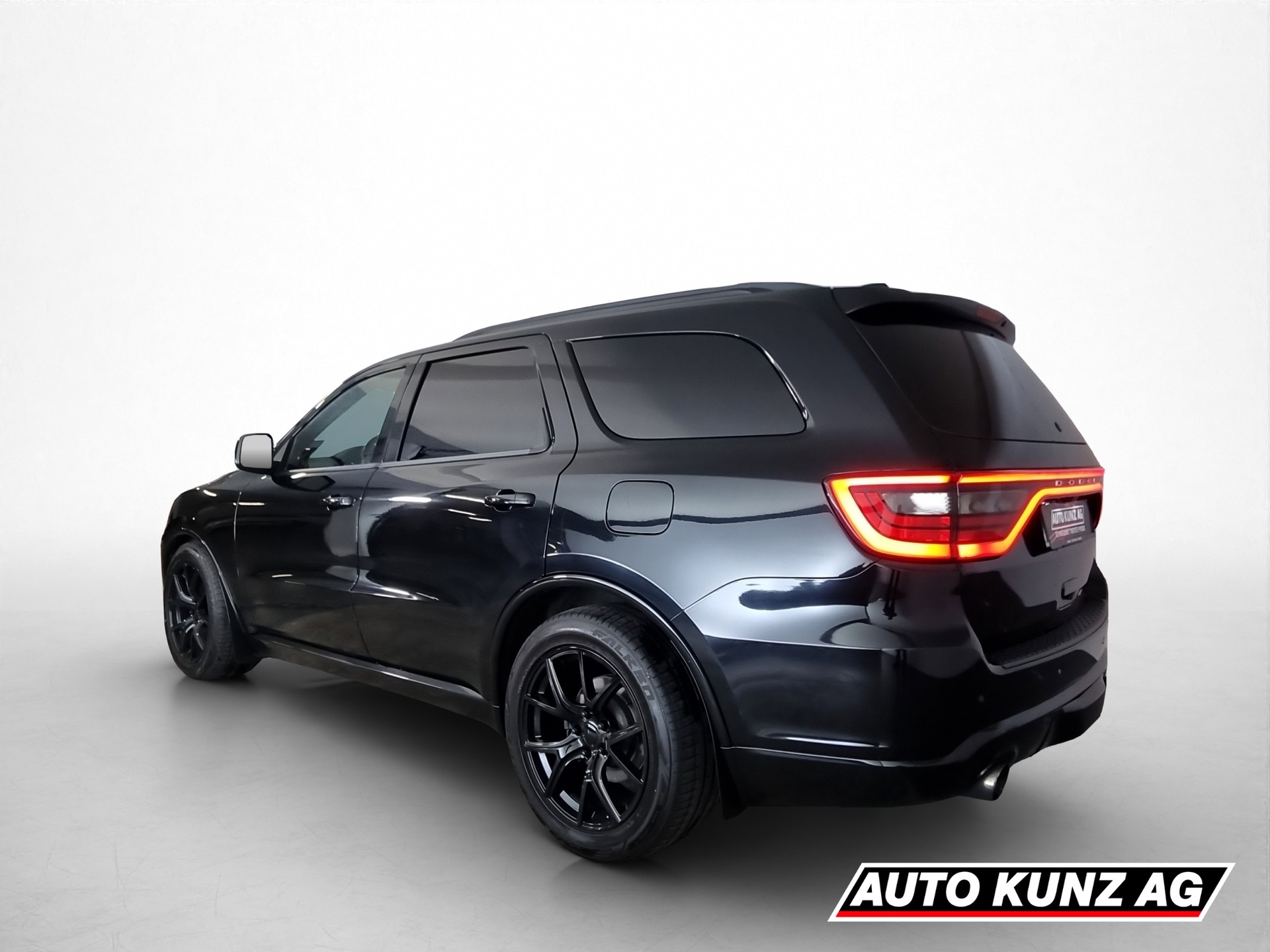 DODGE Durango R/T 5.7 HEMI V8-showroom-element-3
