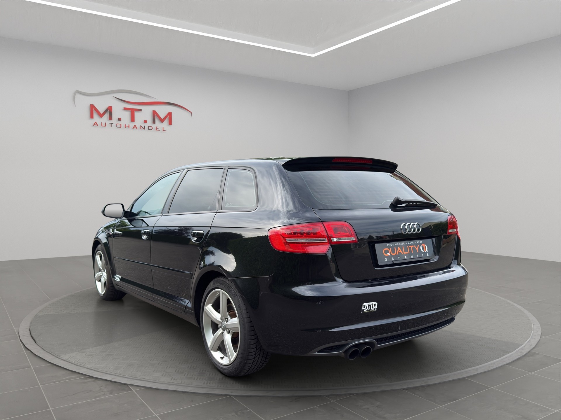AUDI A3 Sportback 2.0 TFSI Style S-tronic-image-6