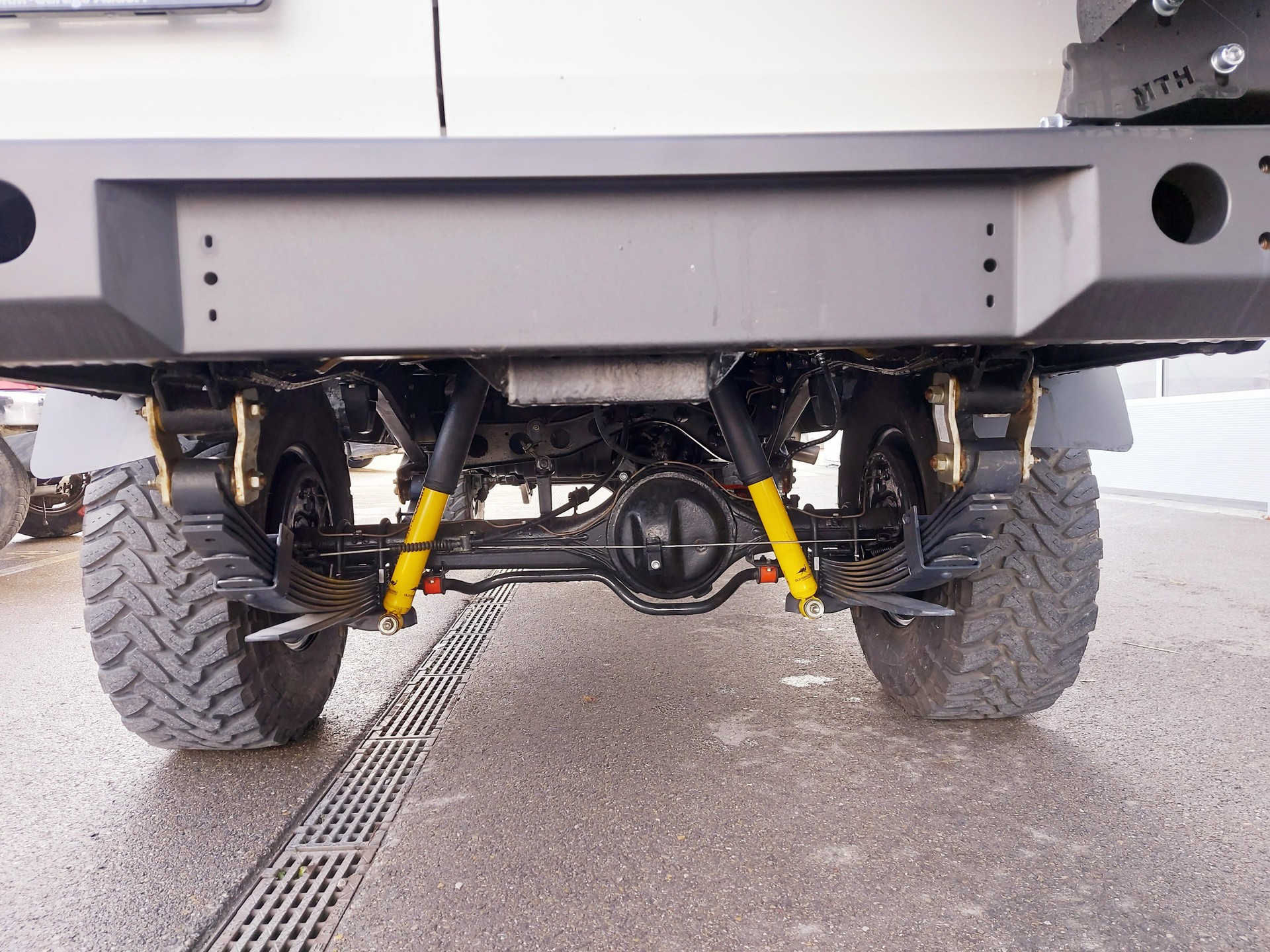 TOYOTA LandCruiser HZJ78-image-4