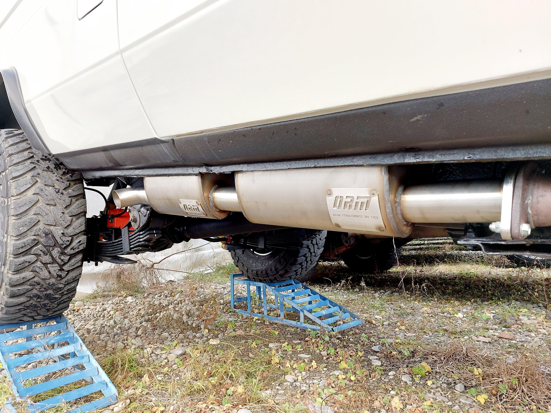 TOYOTA LandCruiser HZJ78-image-14