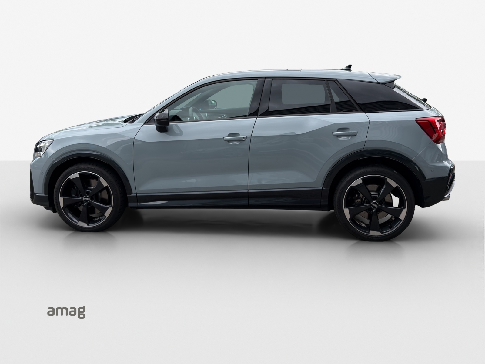 AUDI SQ2 TFSI quattro S-tronic-showroom-element-1